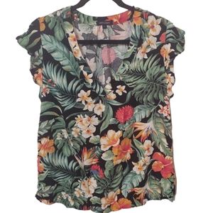 Anne Carson floral ruffle sleeve blouse 100 percent Rayon Size Large‎